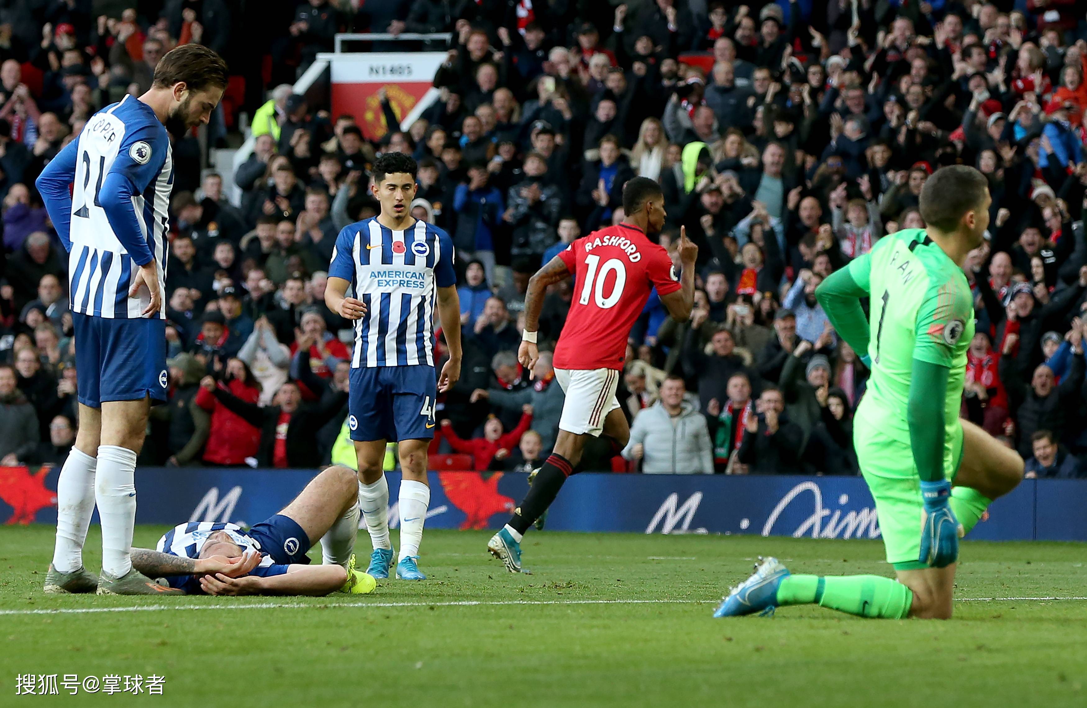 表现击败了 表现击败了