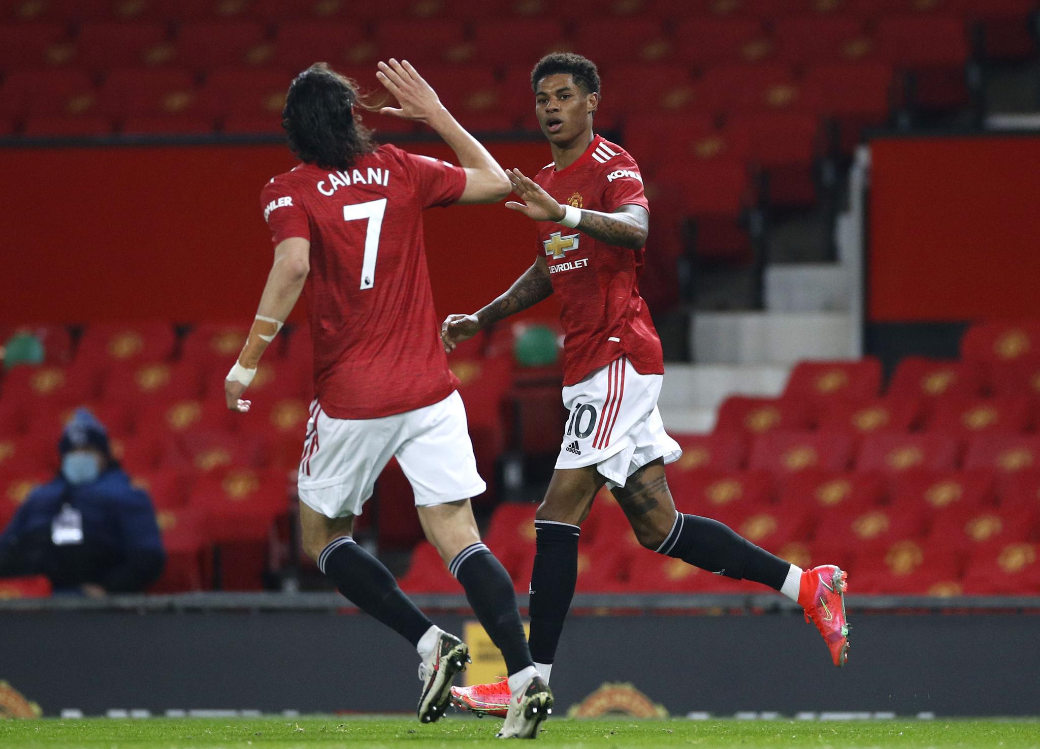 打破传统桎 打破传统桎